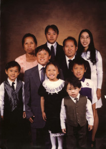 Fig. 4. Yang/Vang family members, ca. 2000. Pang Toua Yang, second from right; Mai Yang, second from left. Courtesy Pang Toua Yang. 