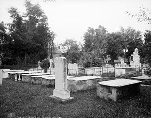 "President's Row, Princeton Cemetery," with Aaron Burr's name on tombstone in foreground. Detroit Publishing Company (c. 1903). Courtesy of the Library of Congress Prints and Photographs Division, Washington, D.C.